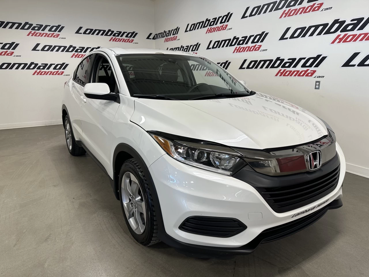 2019 Honda HR-V
                                                    LX Main Image