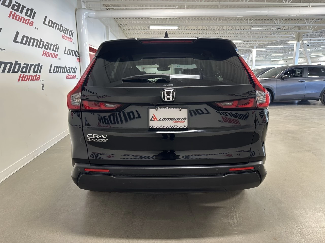 2023 Honda CR-V EX-L https://www.lombardihonda.com/resize/b990ff35b810a3abc0cc817b2ca24889-1