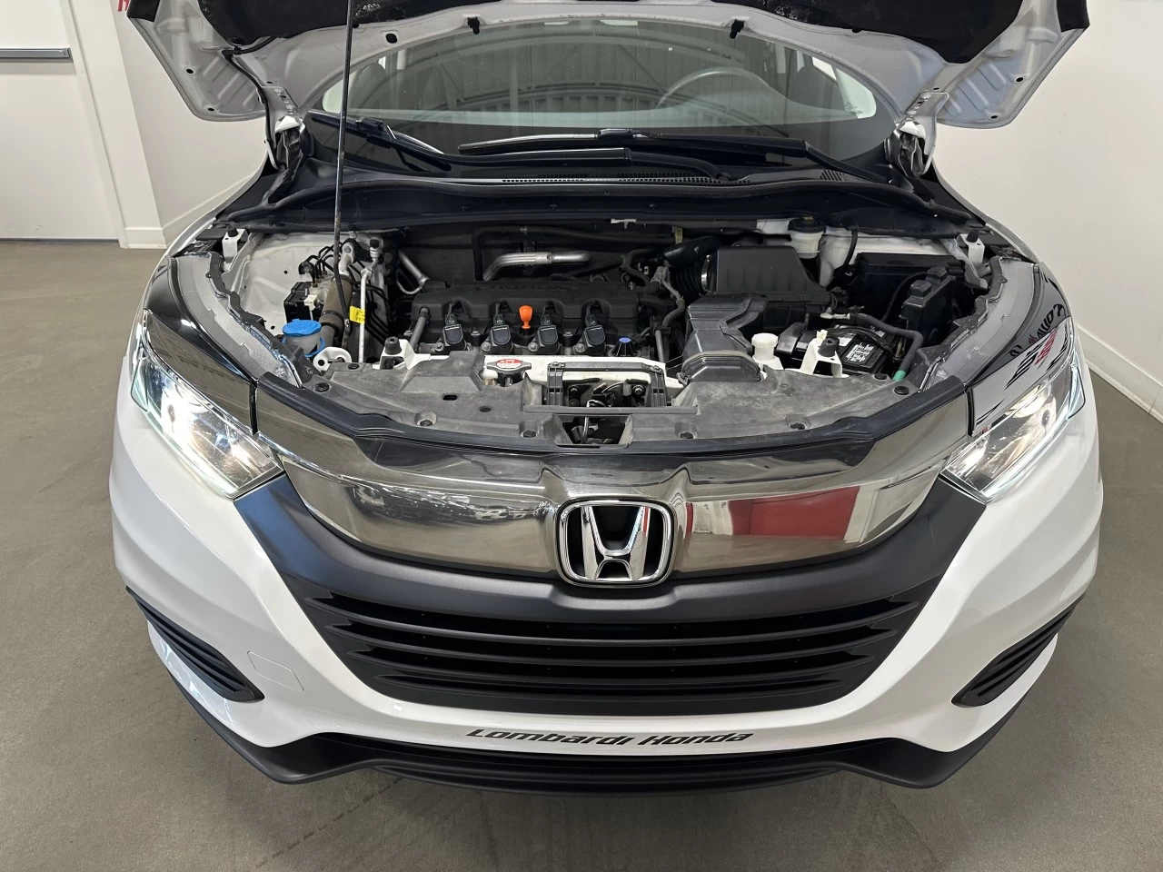 2019 Honda HR-V
                                                    LX Main Image