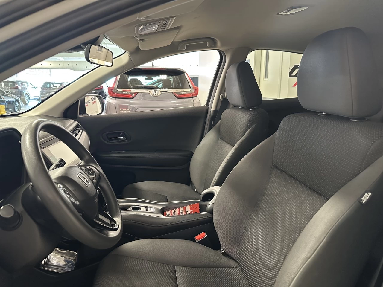 2019 Honda HR-V
                                                    LX Main Image