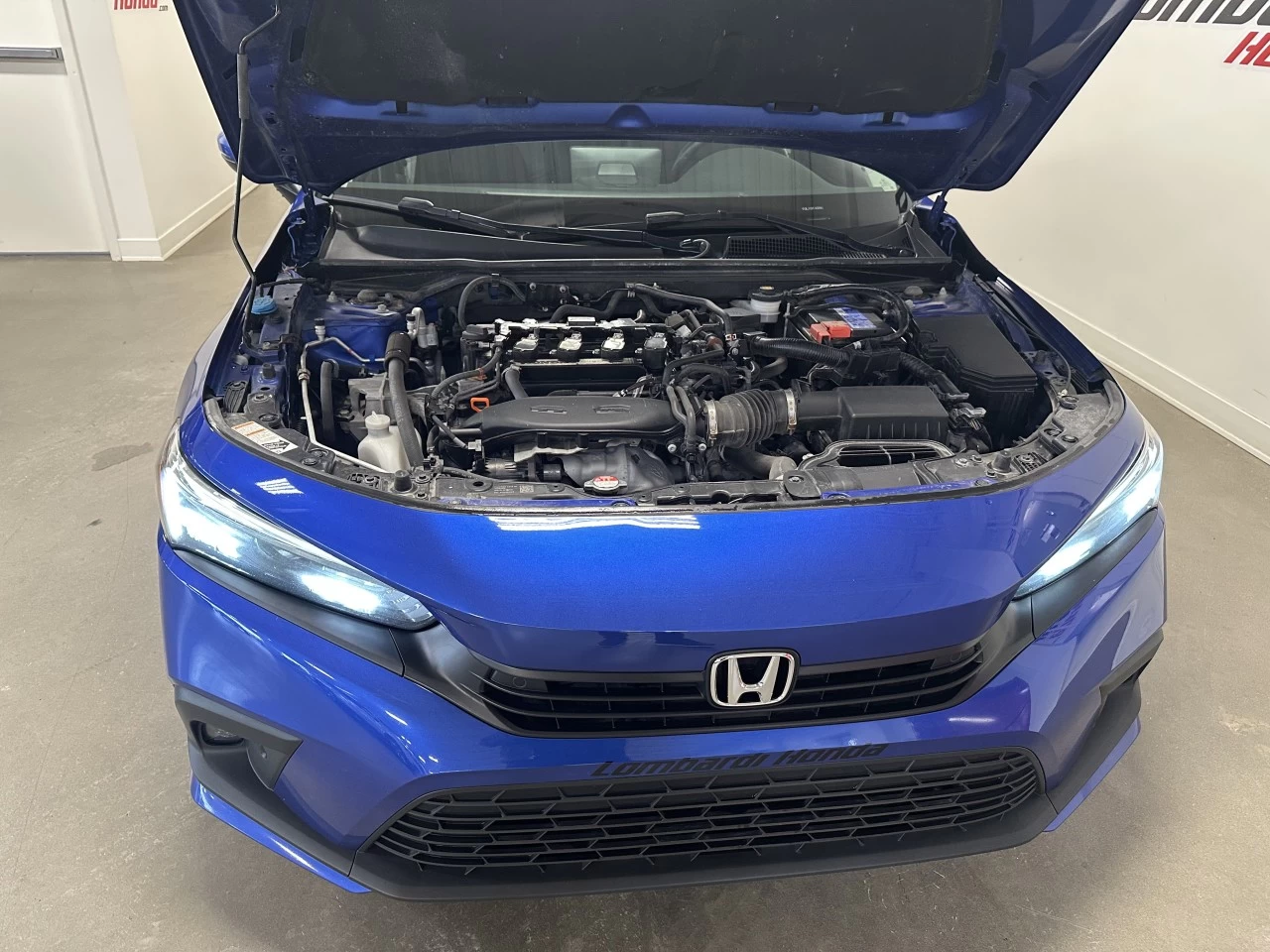 2022 Honda Civic
                                                    Touring Image principale