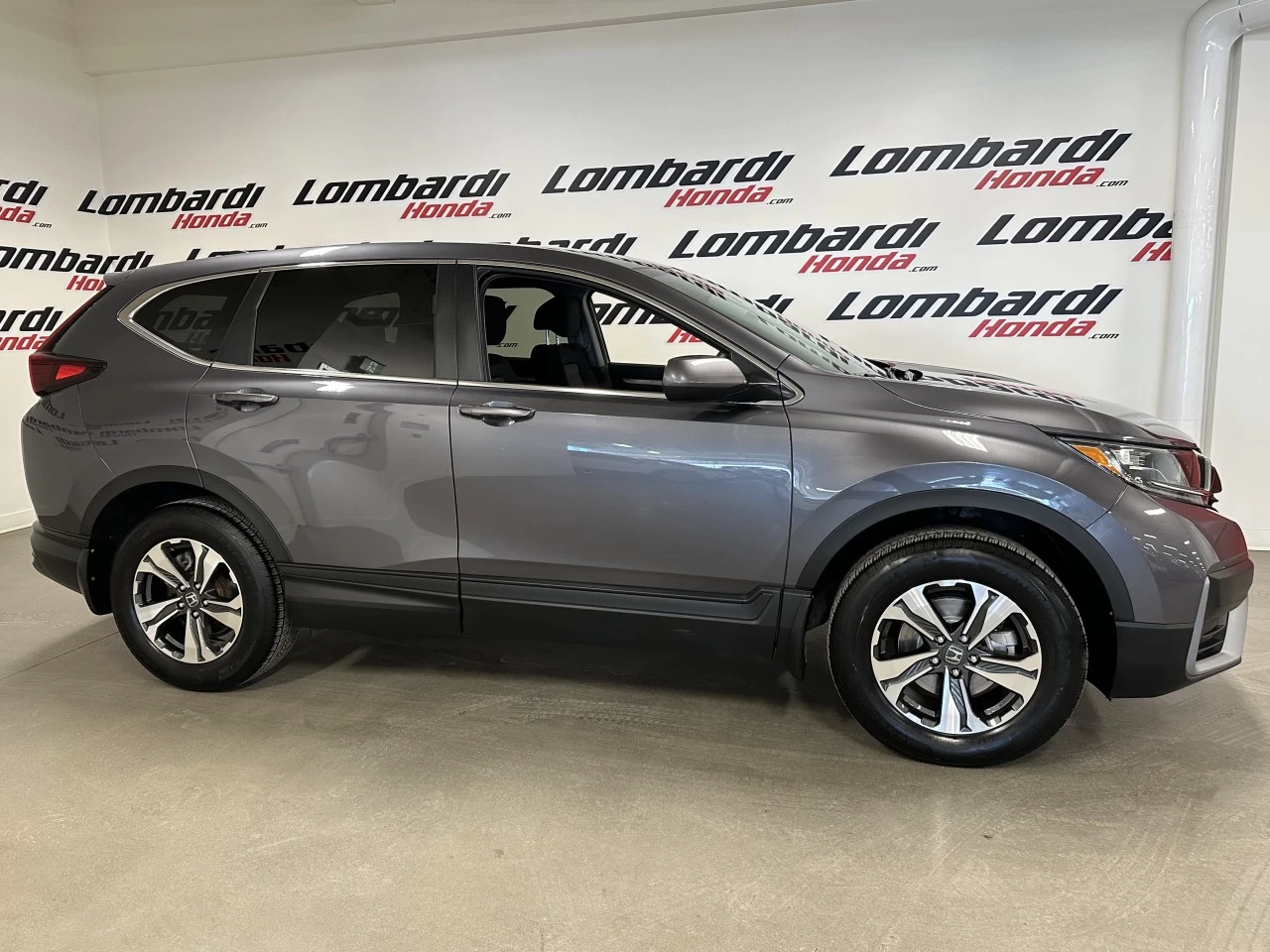 2021 Honda CR-V
                                                    LX Image principale