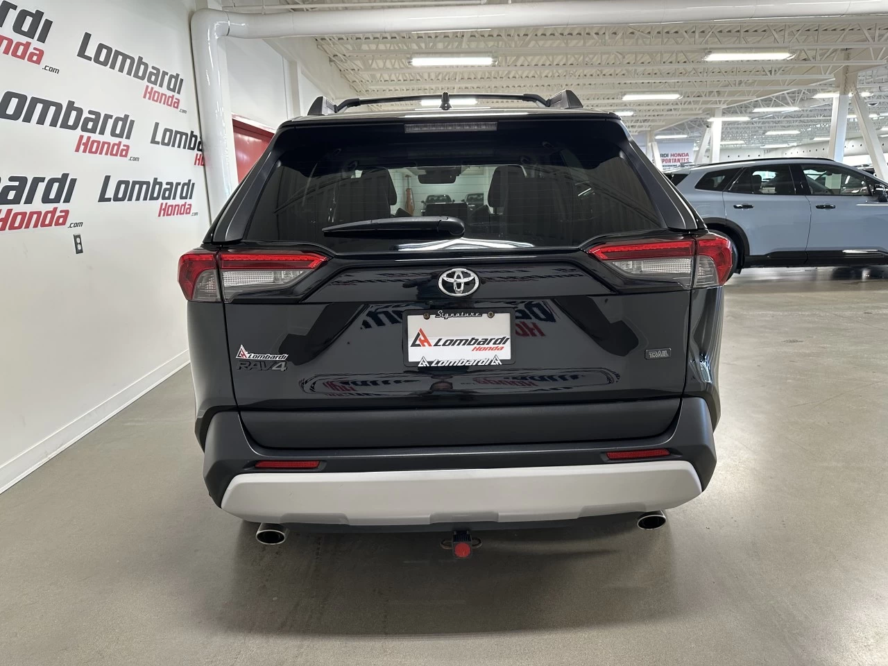 2019 Toyota RAV4
                                                    Trail Image principale