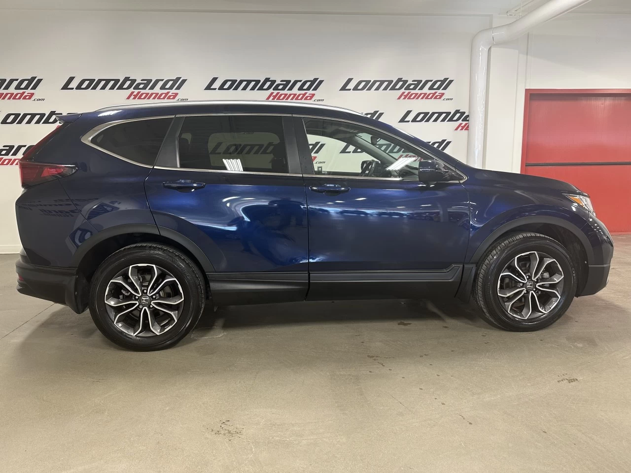 2021 Honda CR-V EX-L https://www.lombardihonda.com/resize/b990ff35b810a3abc0cc817b2ca24889-1