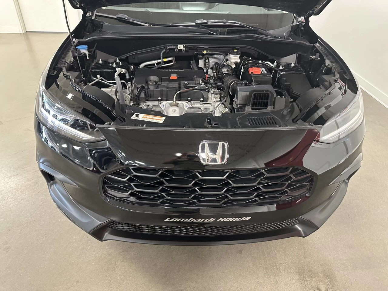 2024 Honda HR-V
                                                    LX-B Main Image