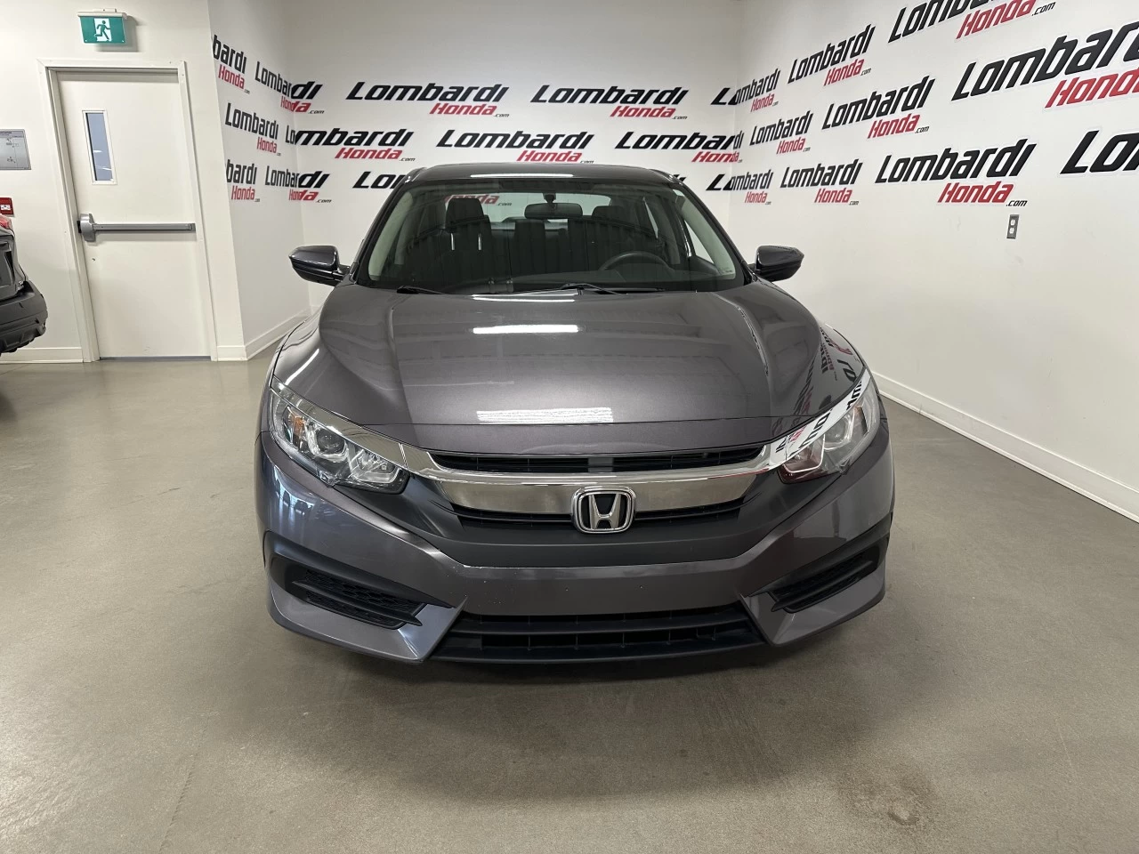 2018 Honda Civic
                                                    LX Image principale