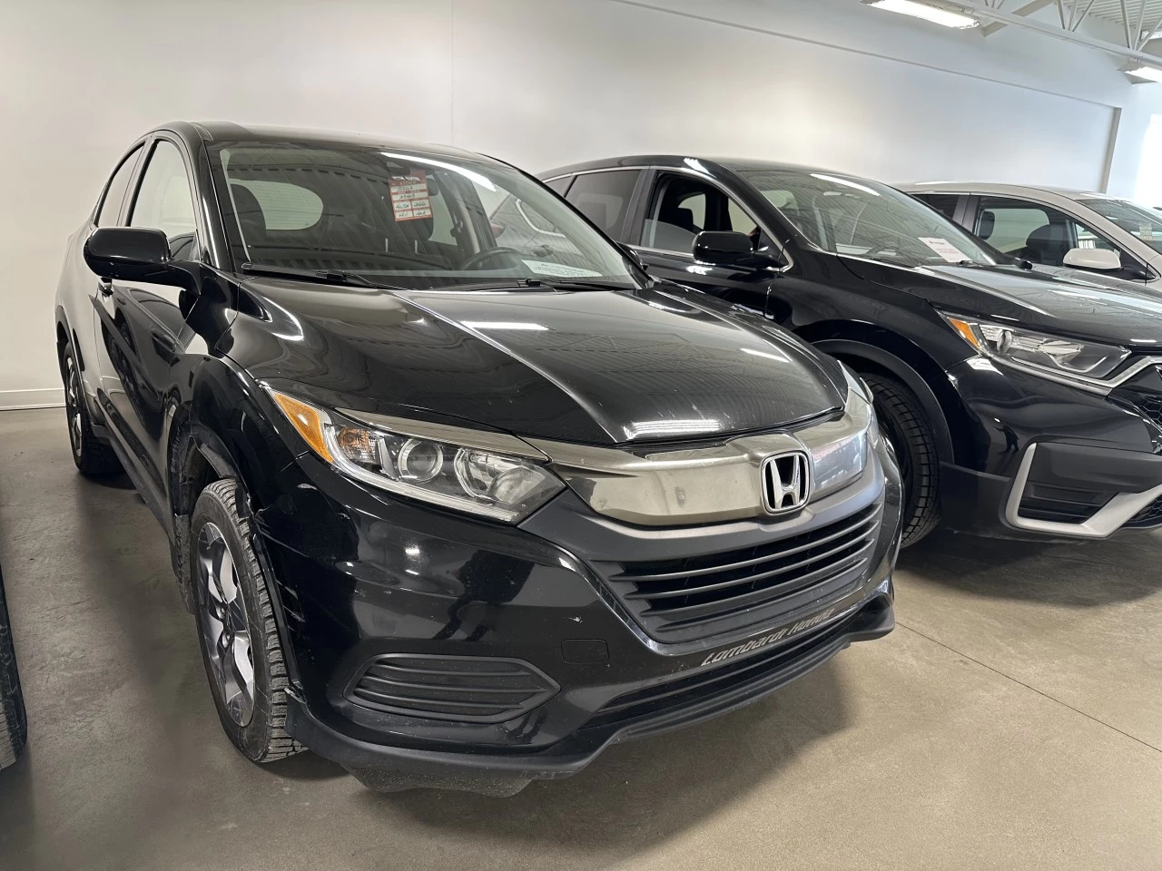 2022 Honda HR-V LX https://www.lombardihonda.com/resize/b990ff35b810a3abc0cc817b2ca24889-1