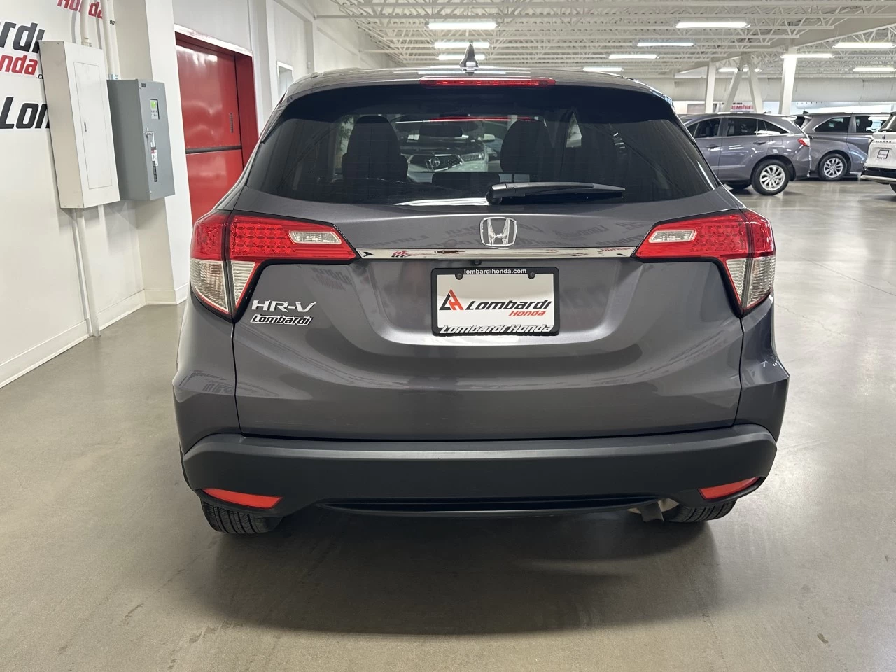 2022 Honda HR-V LX https://www.lombardihonda.com/resize/b990ff35b810a3abc0cc817b2ca24889-1