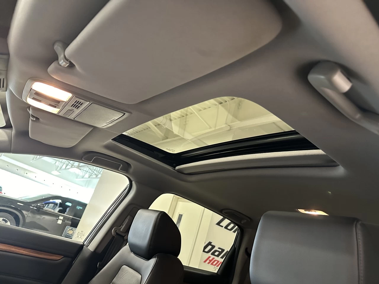 2019 Honda CR-V
                                                    EX-L Main Image