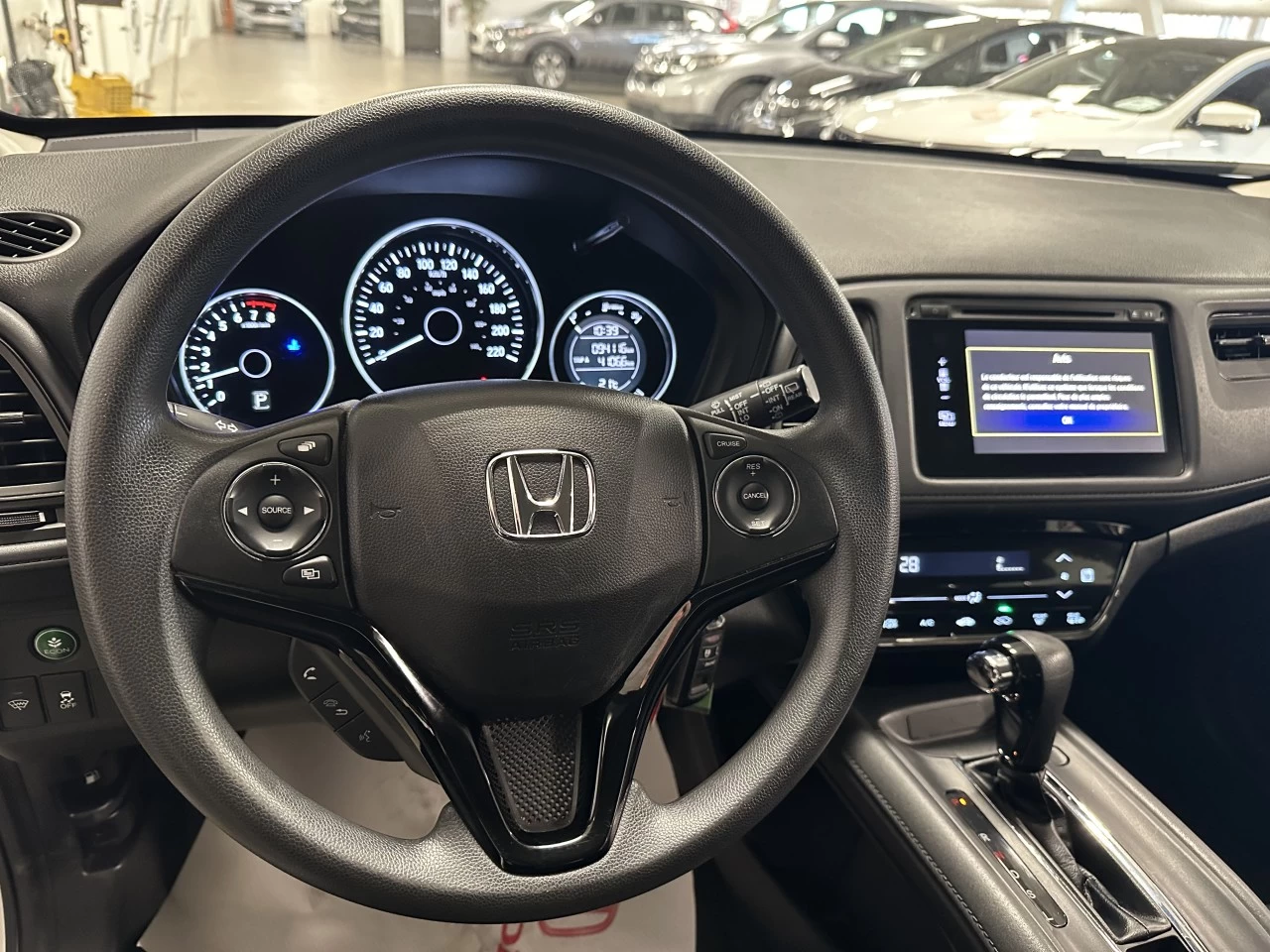 2016 Honda HR-V
                                                    LX Image principale