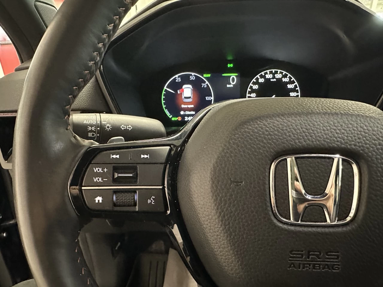 2023 Honda CR-V
                                                    Touring Image principale