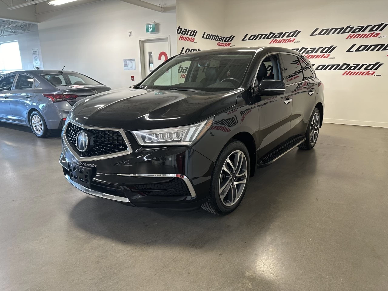 2018 Acura MDX
                                                    Tech Image principale