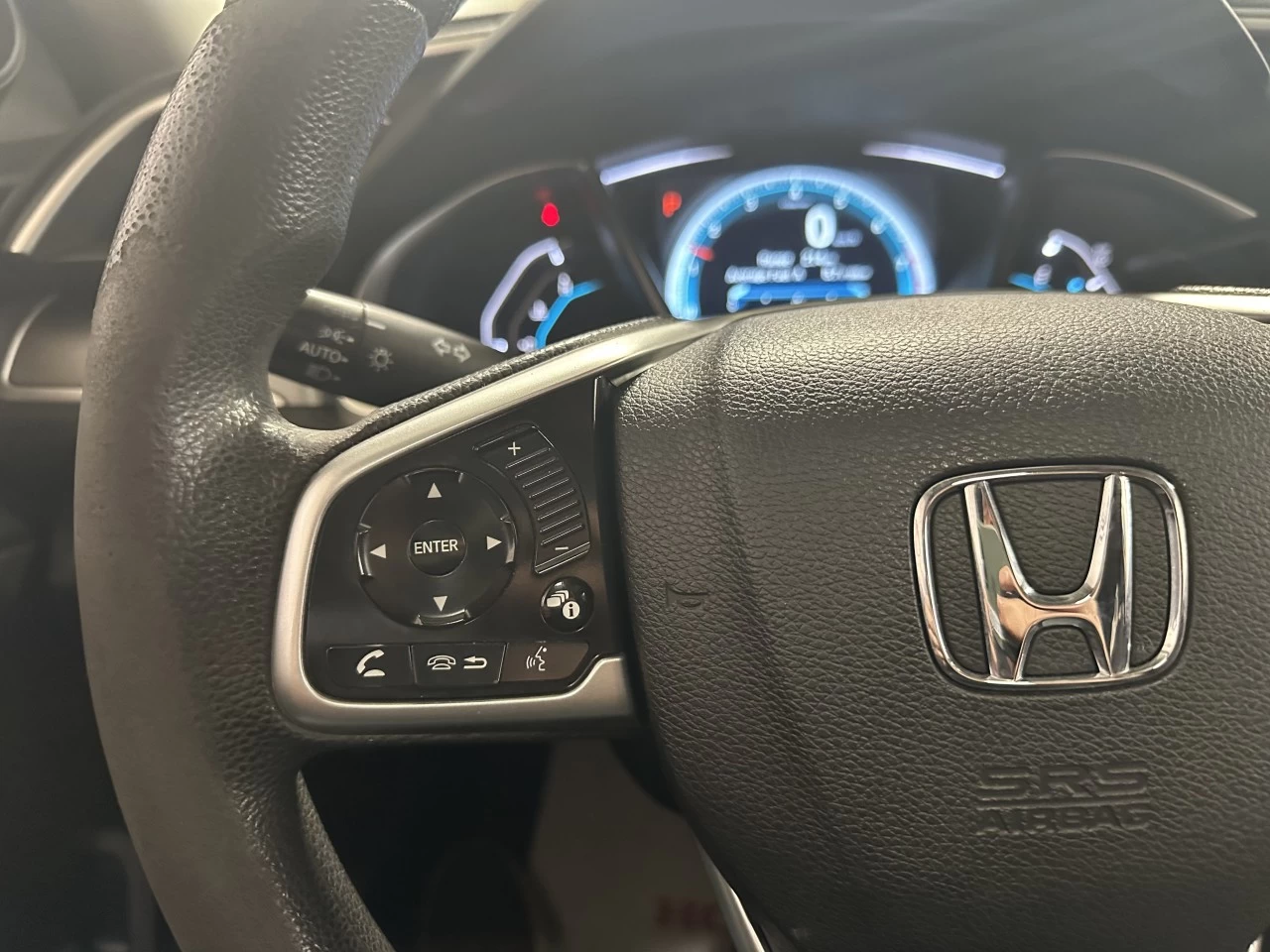 2018 Honda Civic
                                                    EX Main Image