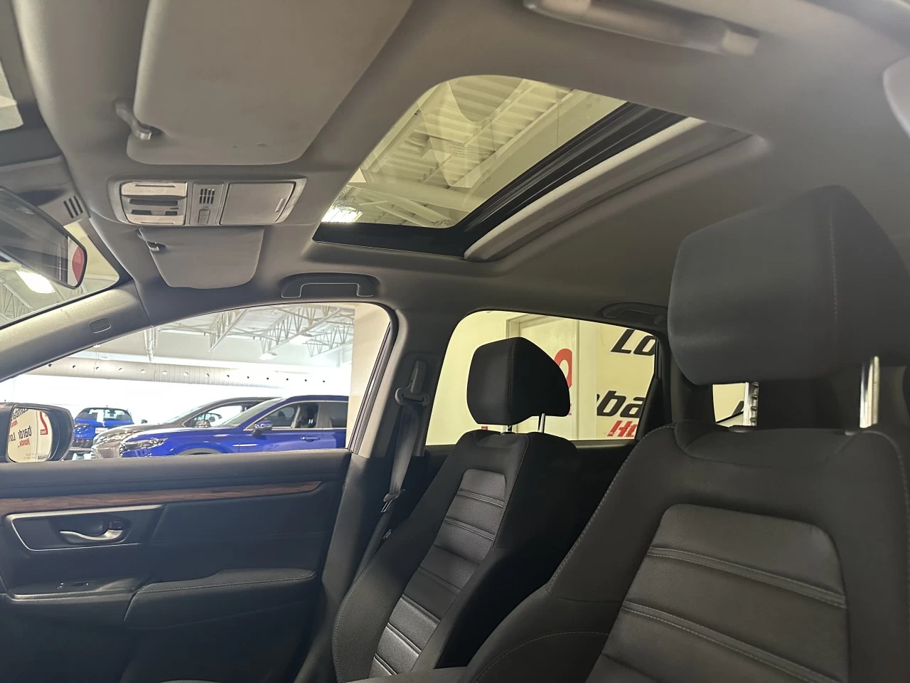 2019 Honda CR-V
                                                    EX Main Image