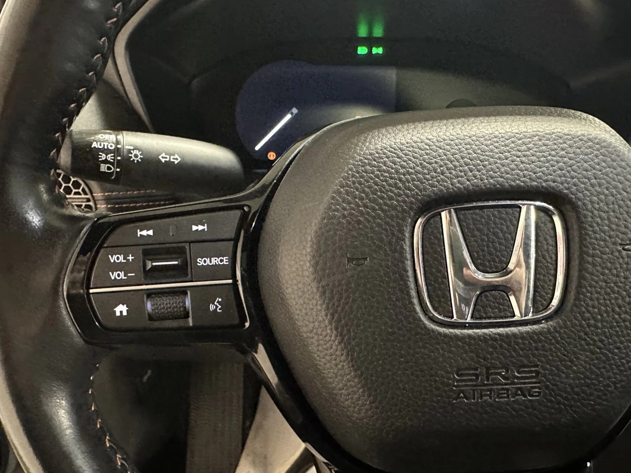 2024 Honda HR-V Sport https://www.lombardihonda.com/resize/b990ff35b810a3abc0cc817b2ca24889-1