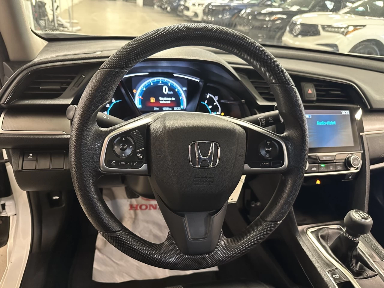 2017 Honda Civic
                                                    LX Image principale