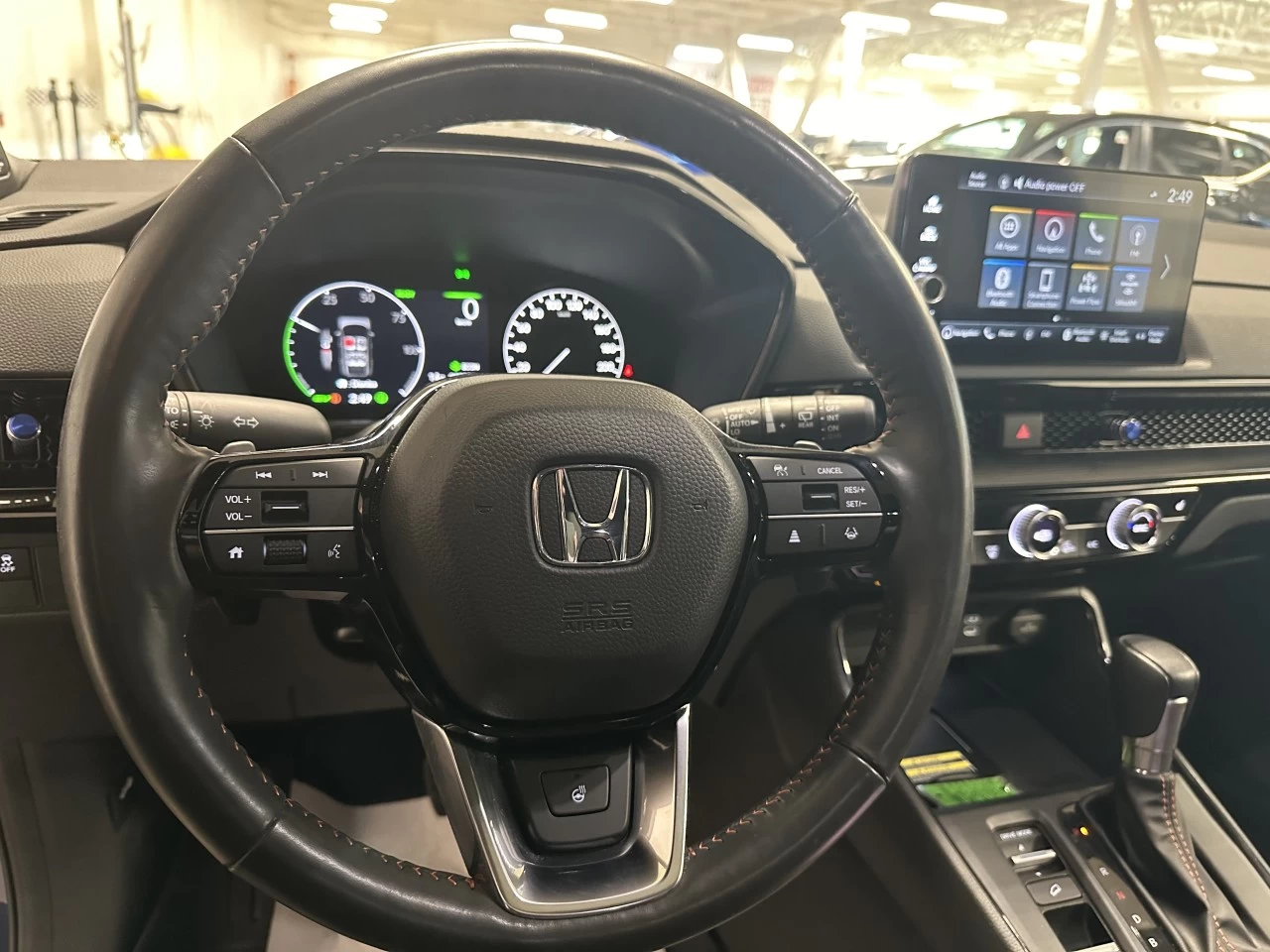 2023 Honda CR-V
                                                    Touring Image principale