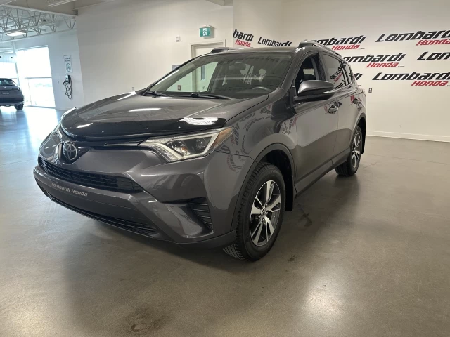 Toyota RAV4 LE 2018