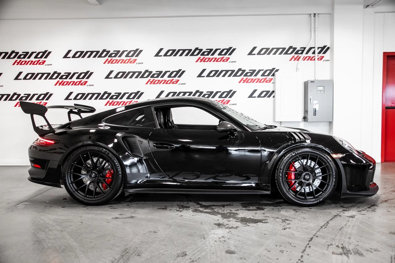 2019 Porsche 911 GT3 RS https://www.lombardihonda.com/resize/b990ff35b810a3abc0cc817b2ca24889-1