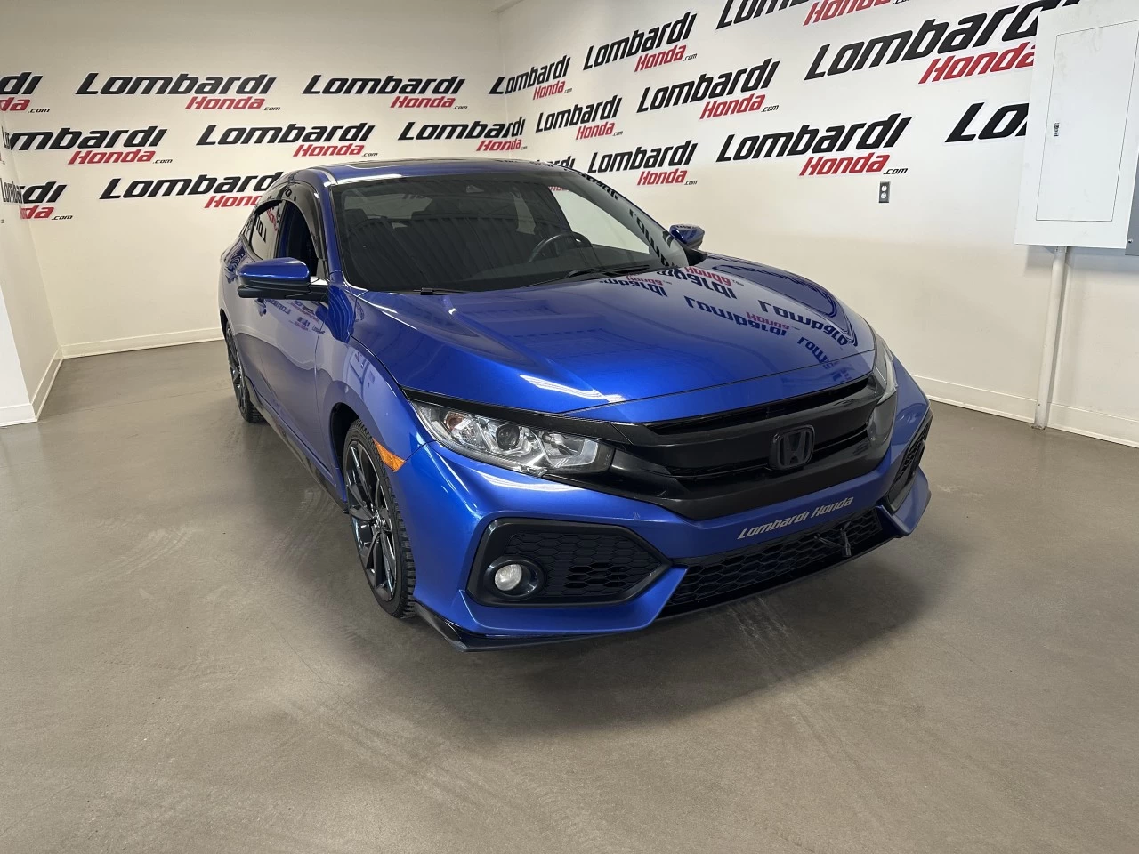 2019 Honda Civic Sport https://www.lombardihonda.com/resize/b990ff35b810a3abc0cc817b2ca24889-1