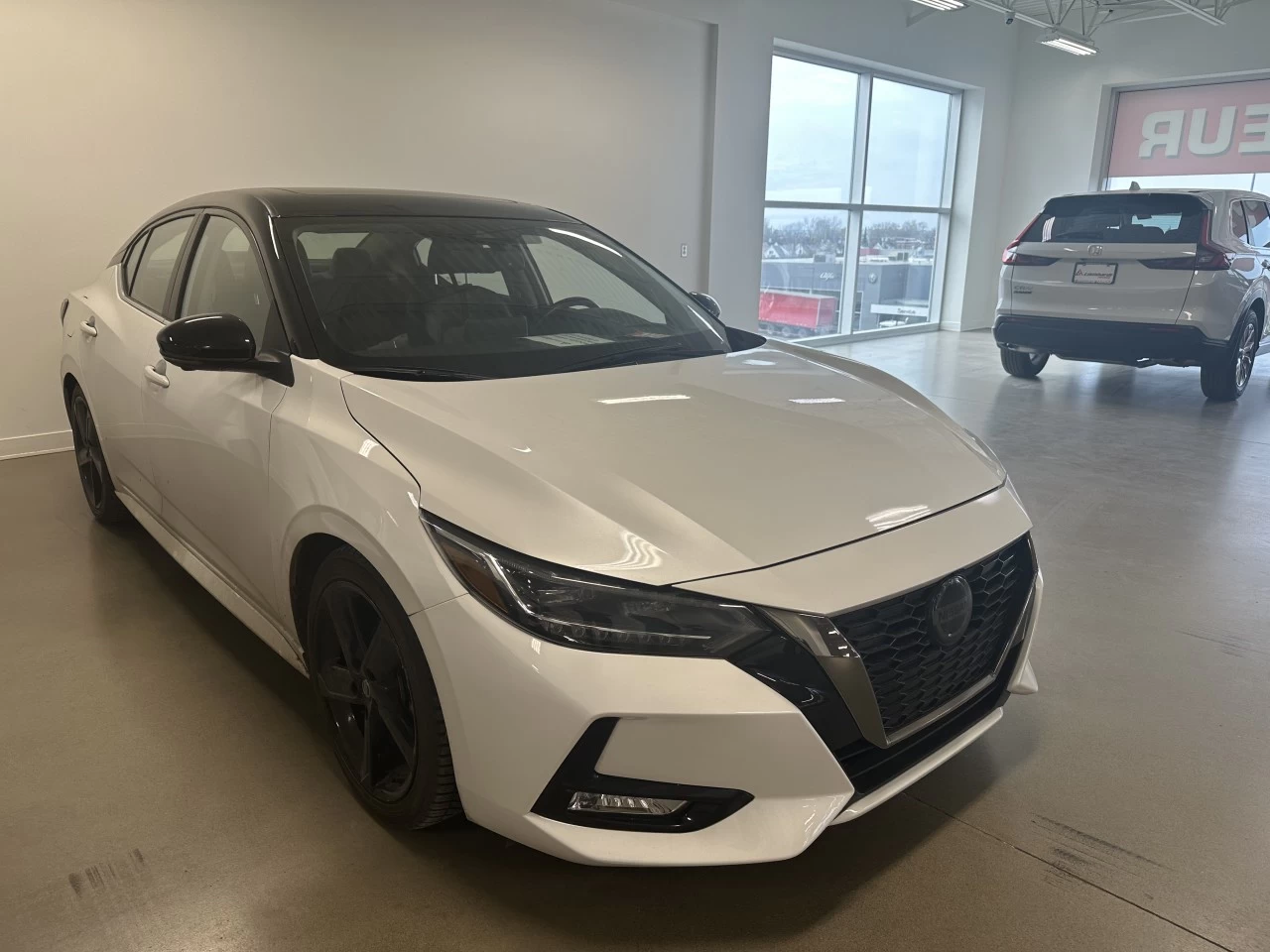 2022 Nissan Sentra SR https://www.lombardihonda.com/resize/b990ff35b810a3abc0cc817b2ca24889-1