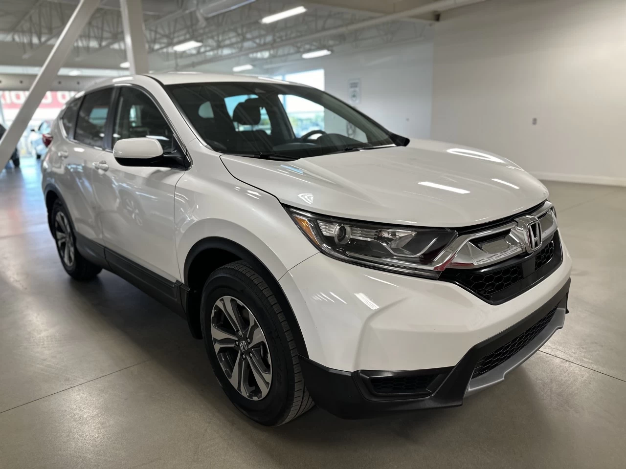 2019 Honda CR-V LX https://www.lombardihonda.com/resize/b990ff35b810a3abc0cc817b2ca24889-1