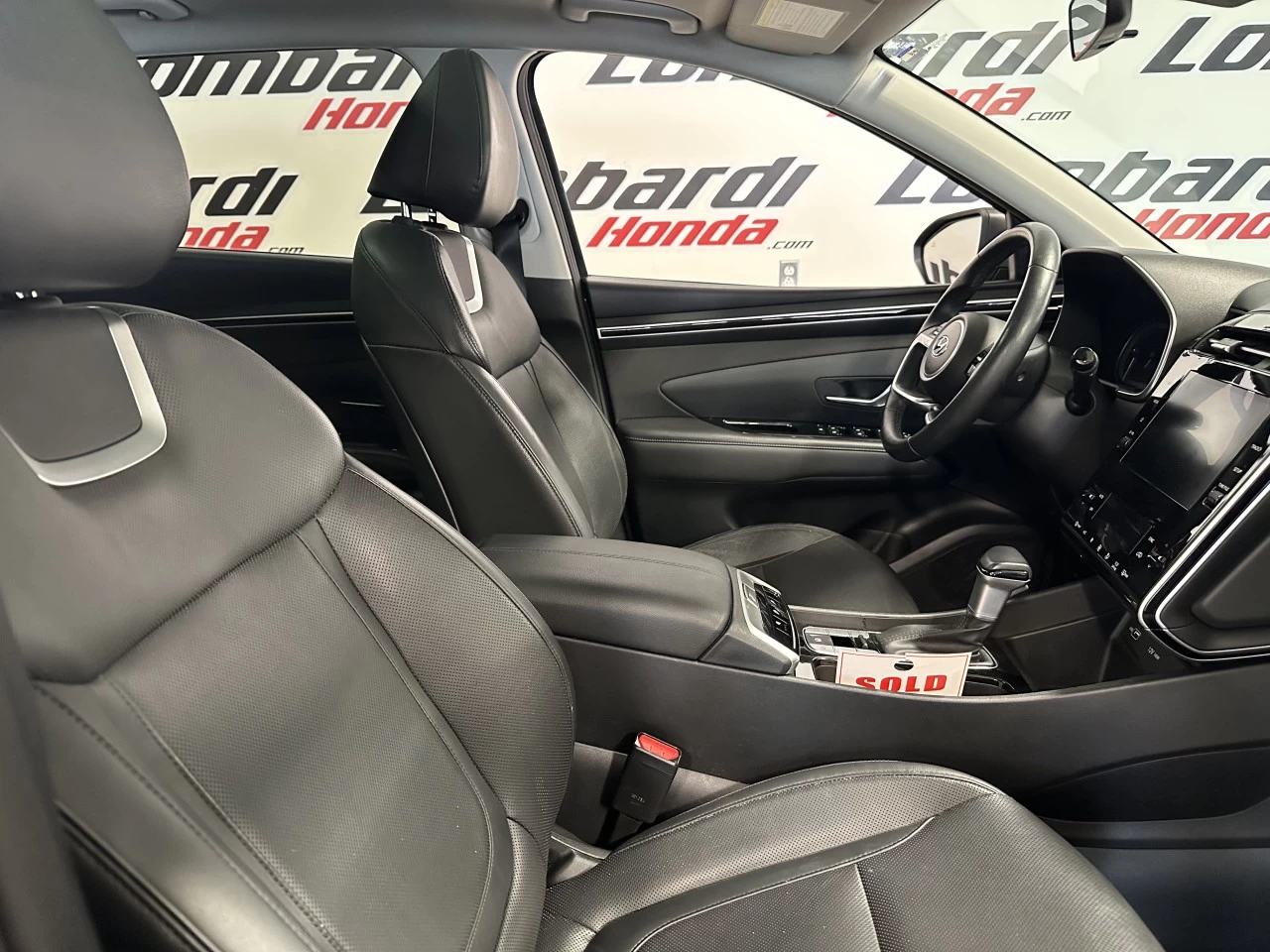 2022 Hyundai Tucson
                                                    Preferred Main Image