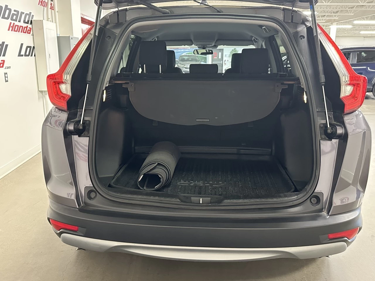 2018 Honda CR-V
                                                    LX Image principale