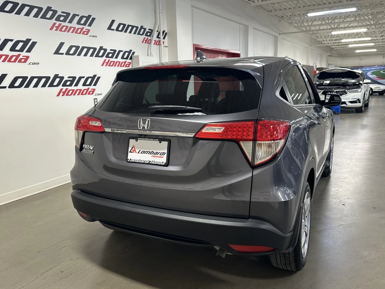 2022 Honda HR-V LX https://www.lombardihonda.com/resize/b990ff35b810a3abc0cc817b2ca24889-1