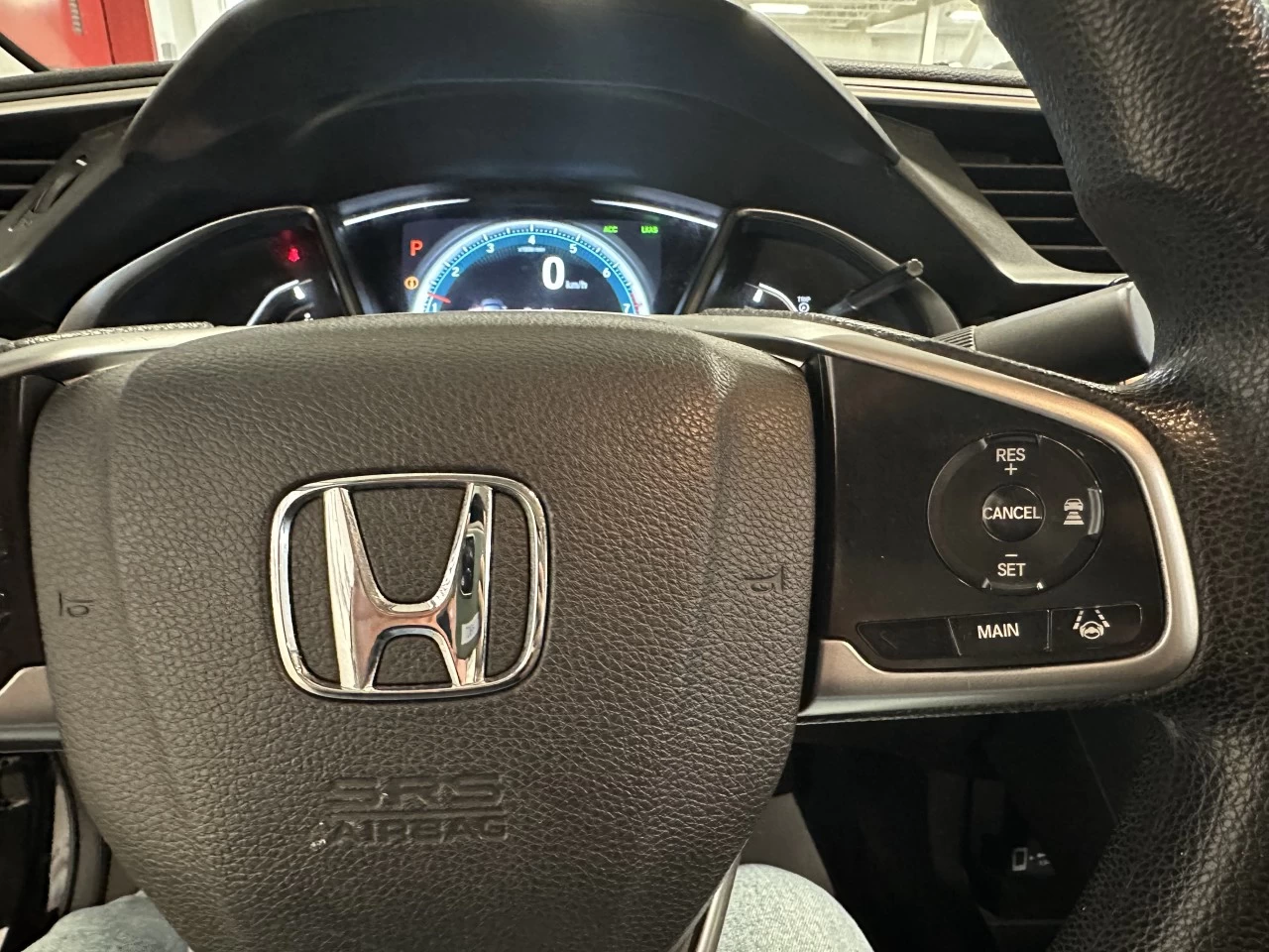 2018 Honda Civic
                                                    EX Main Image