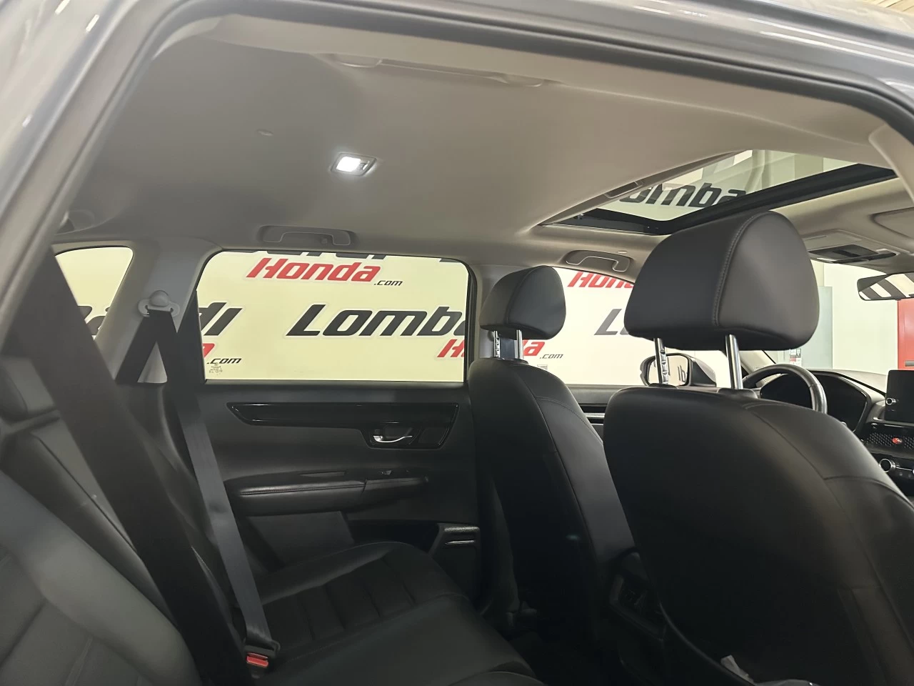 2023 Honda CR-V
                                                    EX-L Main Image