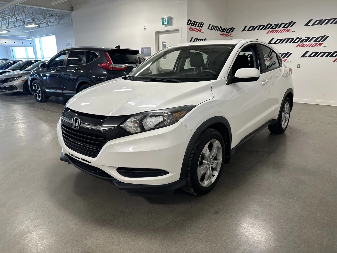 2016 Honda HR-V
                                                    LX Image principale