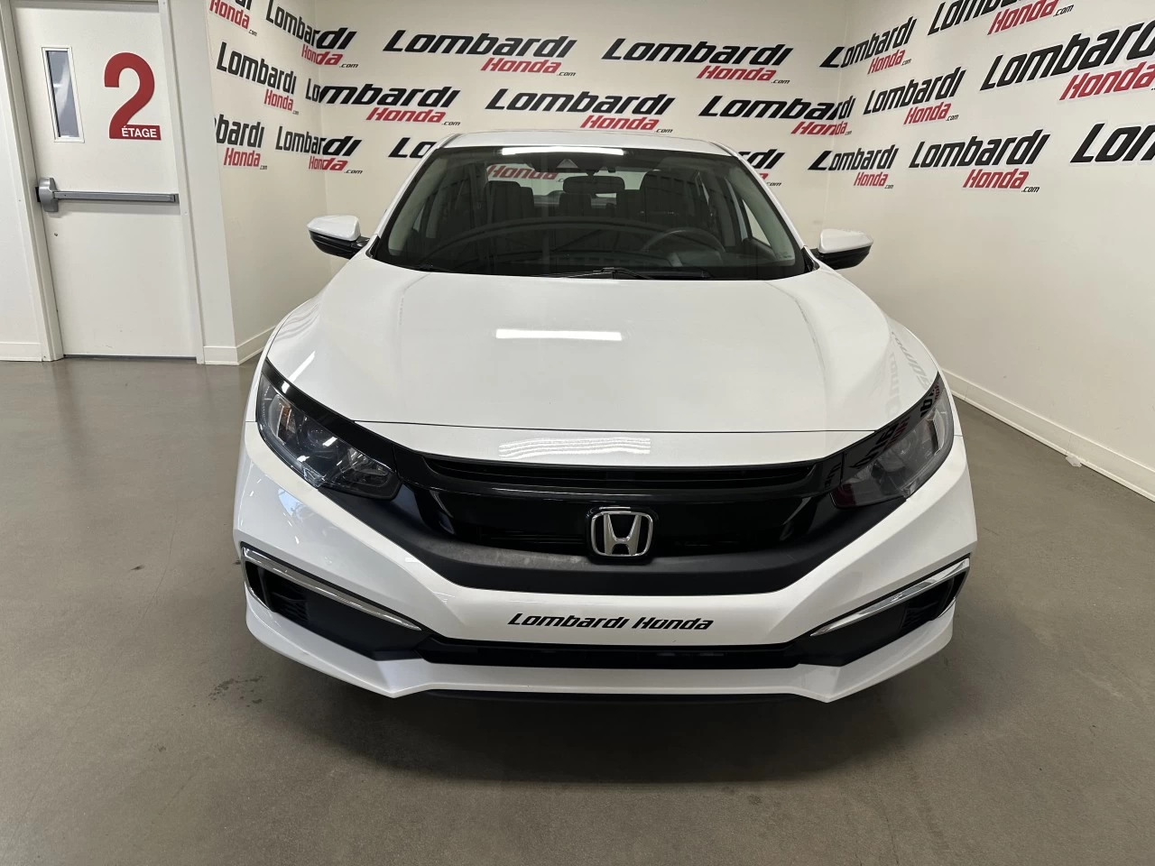 2020 Honda Civic
                                                    LX Image principale