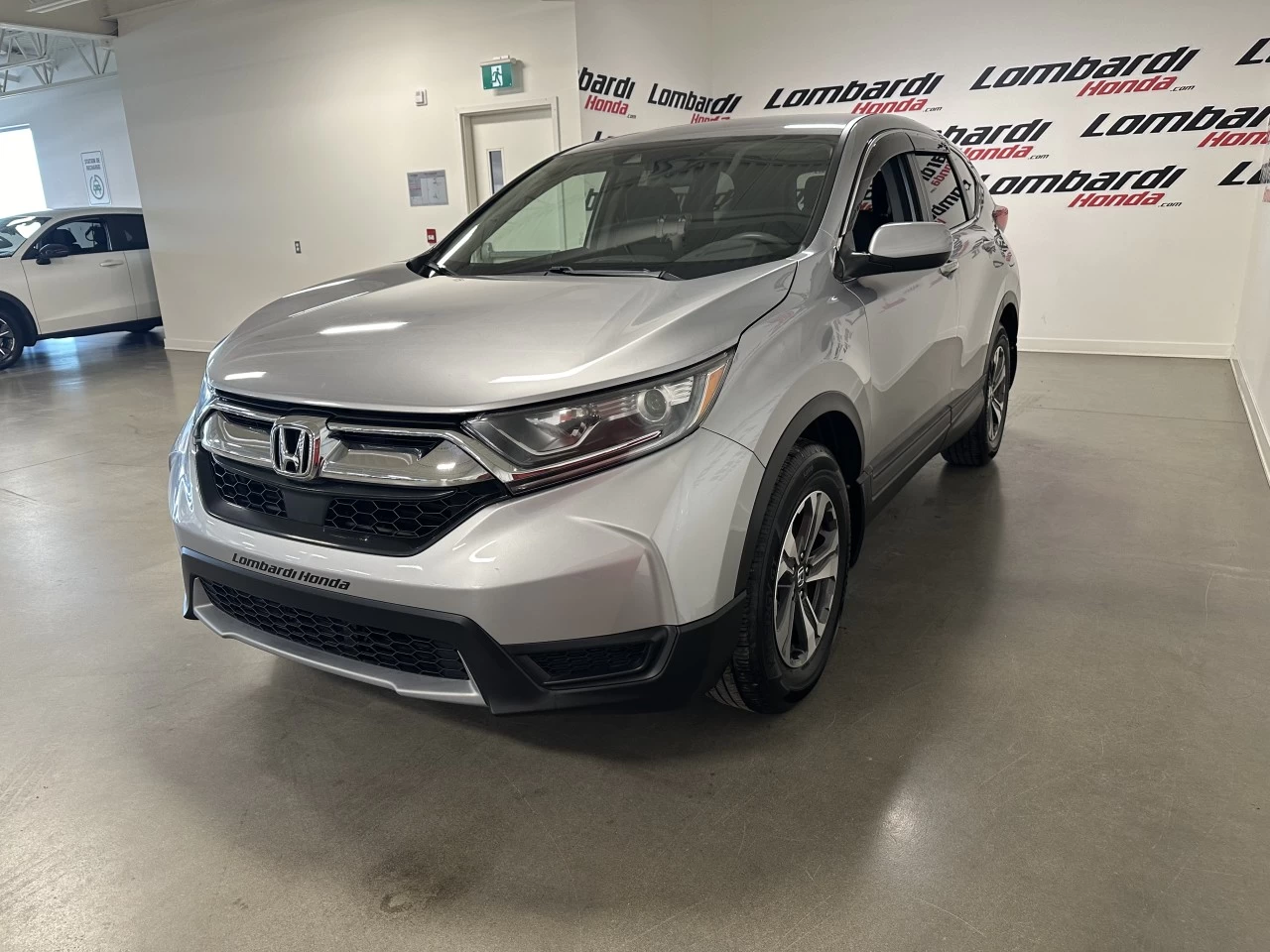 2018 Honda CR-V
                                                    LX Image principale