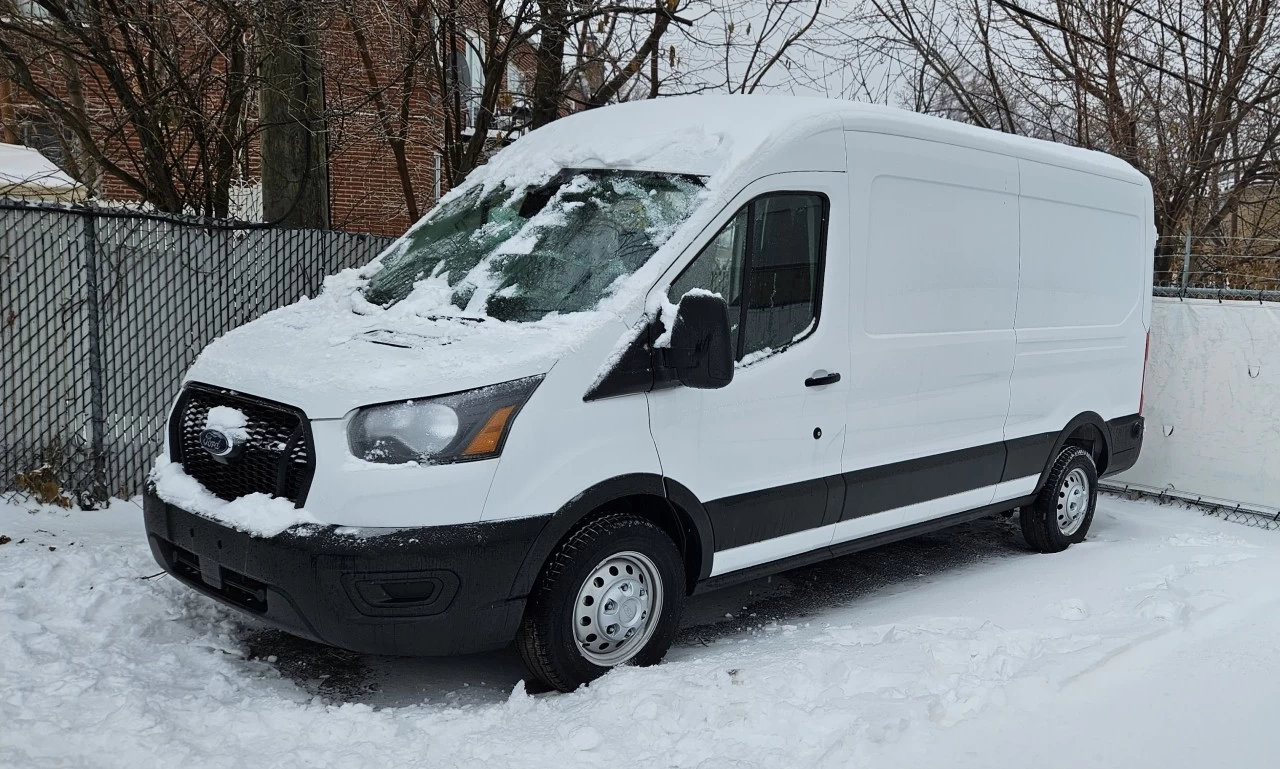 2024 Ford Transit T-350 148" Med Rf 9900 GVWR AWD https://www.lombardihonda.com/resize/b990ff35b810a3abc0cc817b2ca24889-1