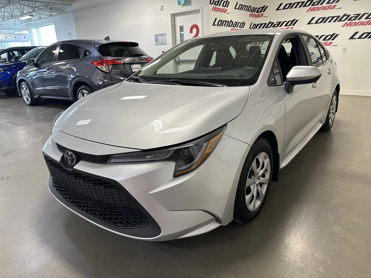 2022 Toyota Corolla
                                                    L/LE/XLE Image principale