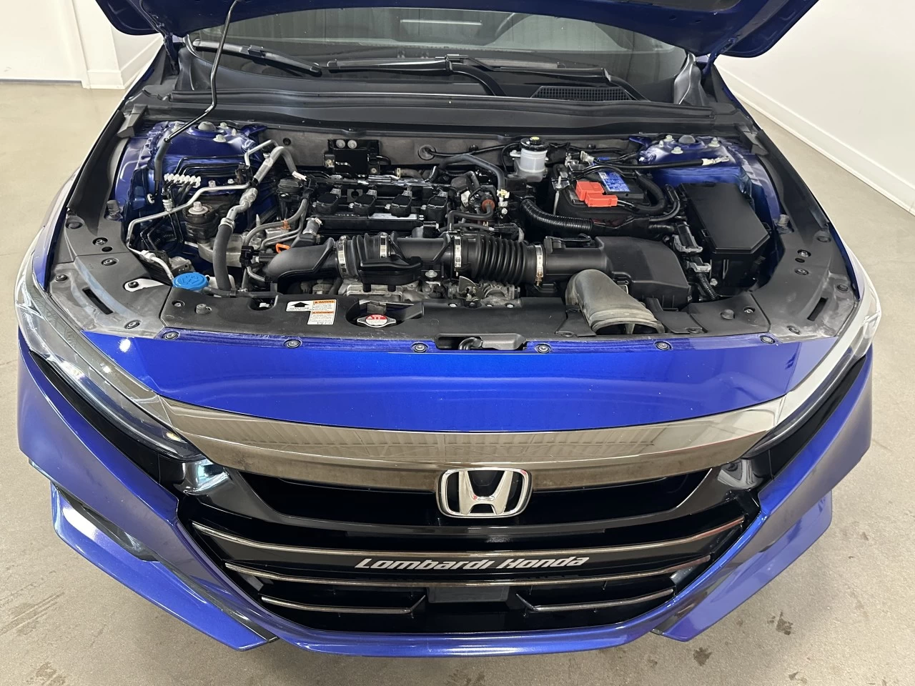 2018 Honda Accord
                                                    Sport Main Image