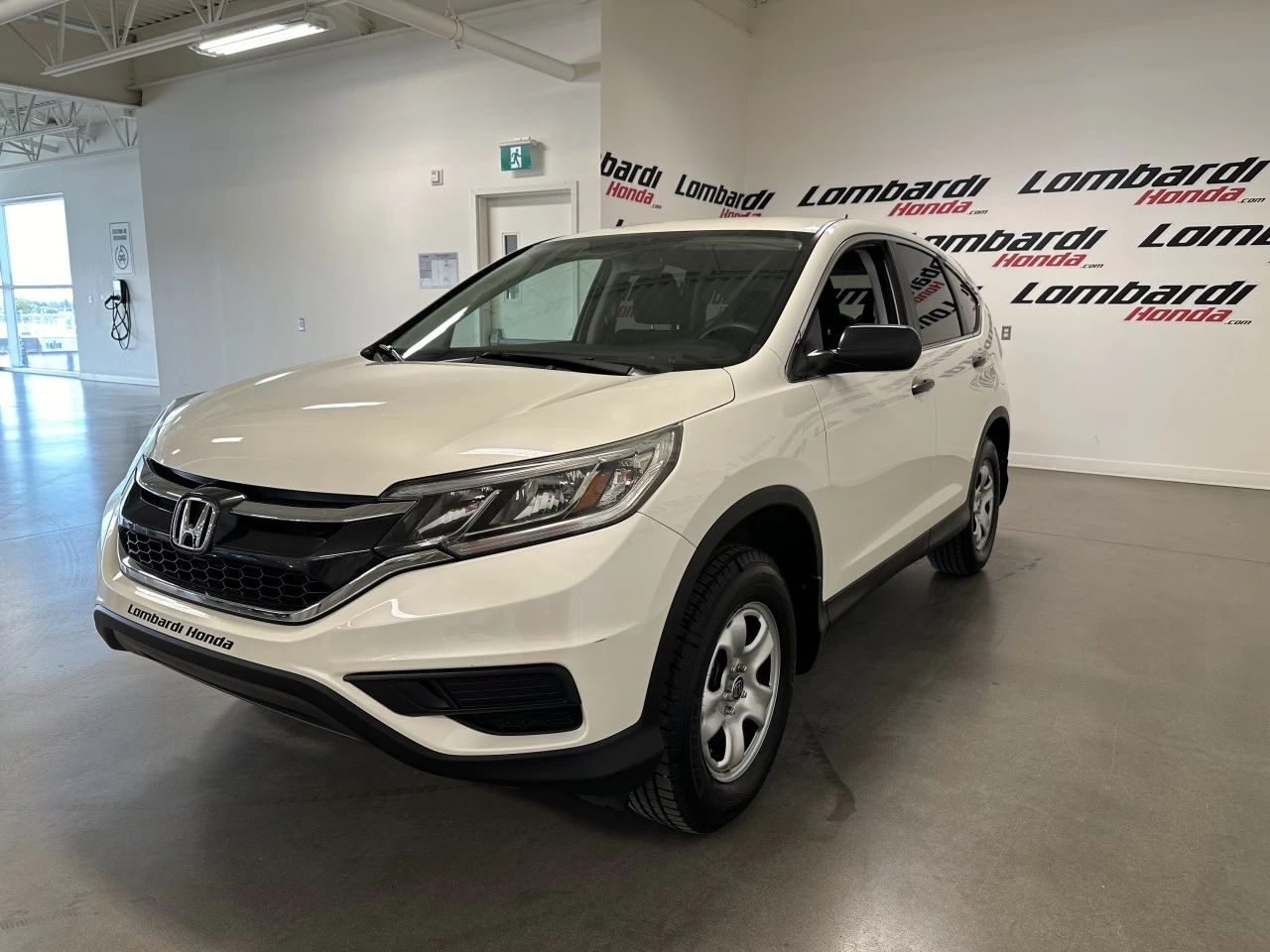 2016 Honda CR-V
                                                    LX Main Image