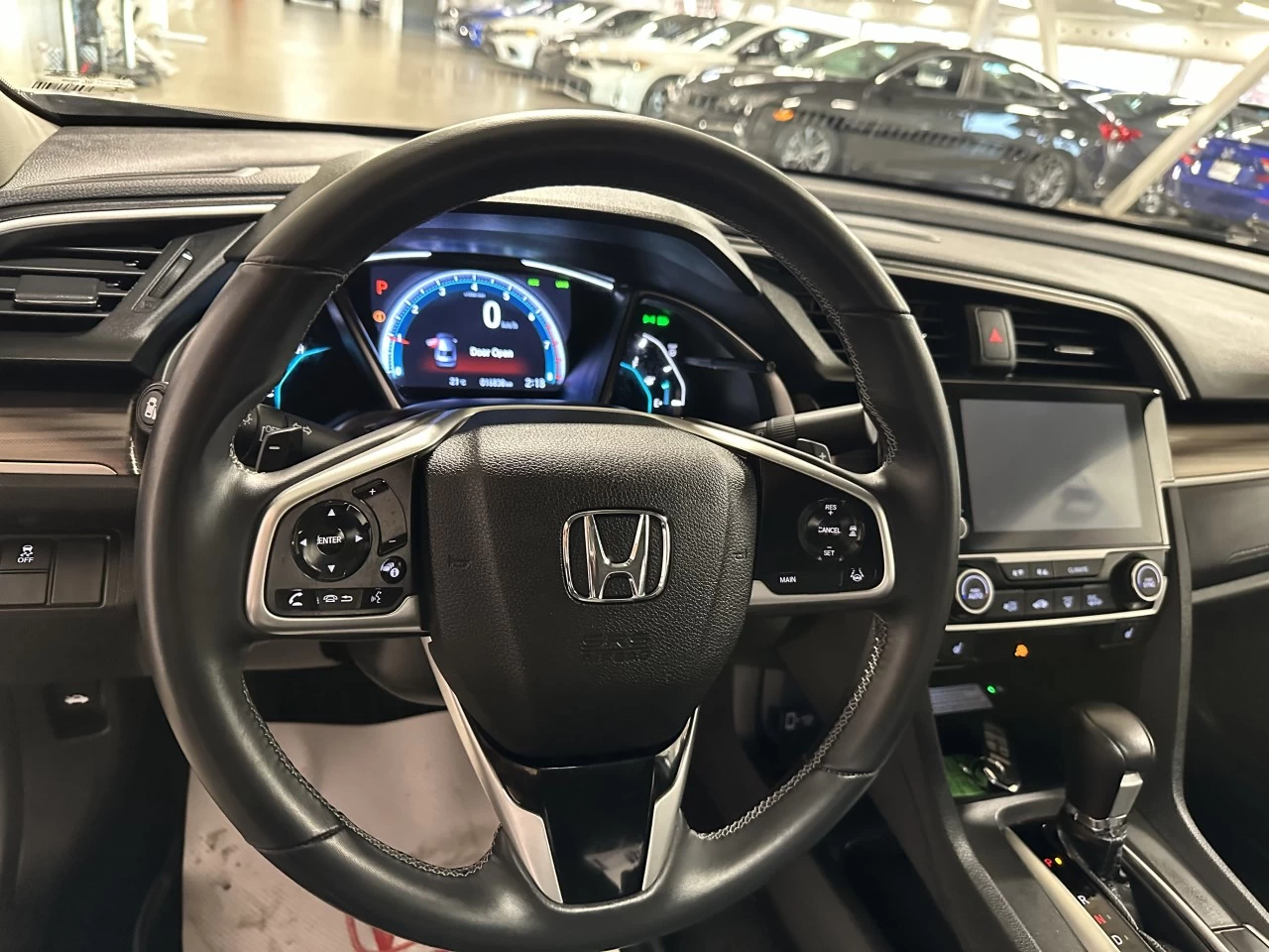 2020 Honda Civic
                                                    Touring Image principale