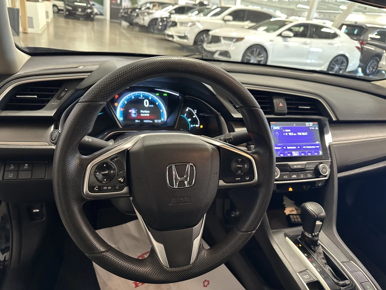 2018 Honda Civic
                                                    EX Main Image