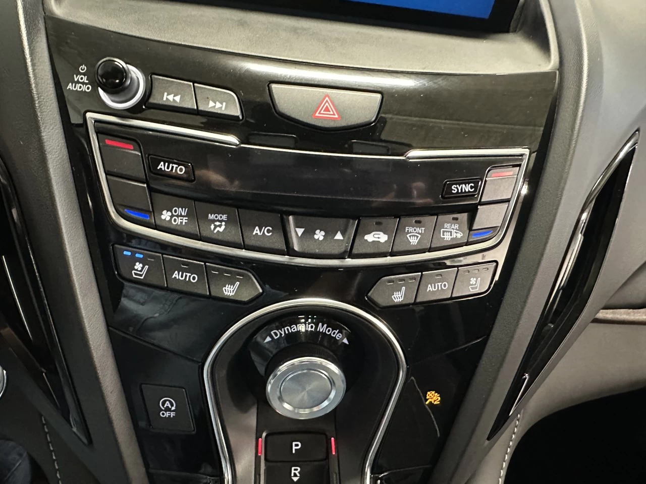 2021 Acura RDX
                                                    Platinum Elite/PMC Edition Image principale