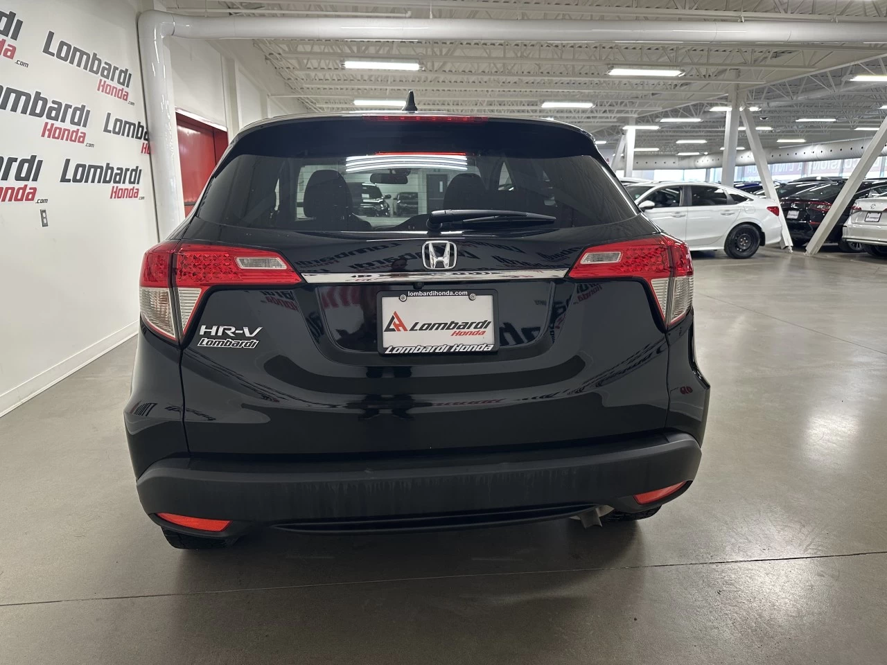 2021 Honda HR-V
                                                    LX Image principale