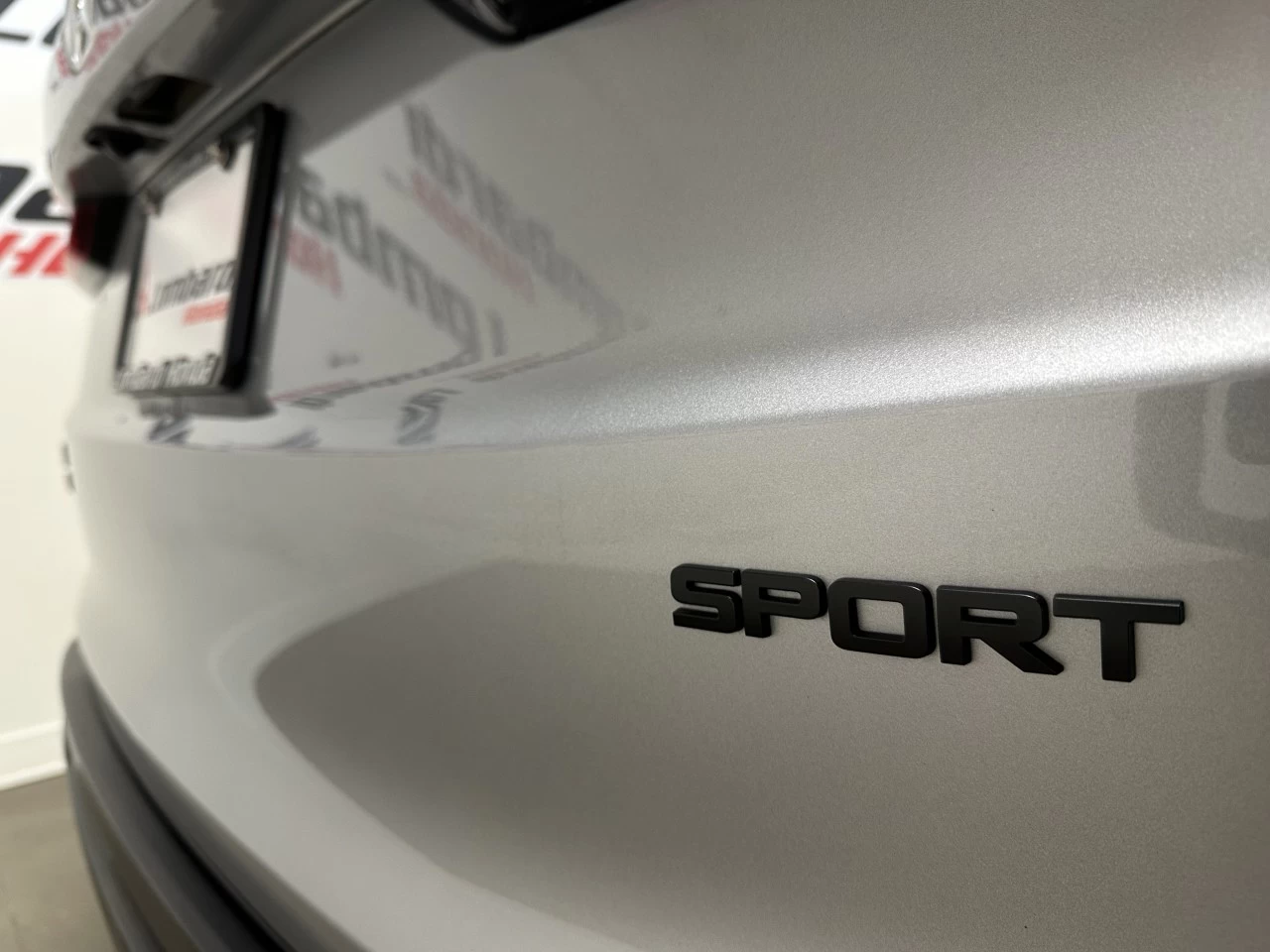 2023 Honda CR-V
                                                    Sport/Sport-B Image principale