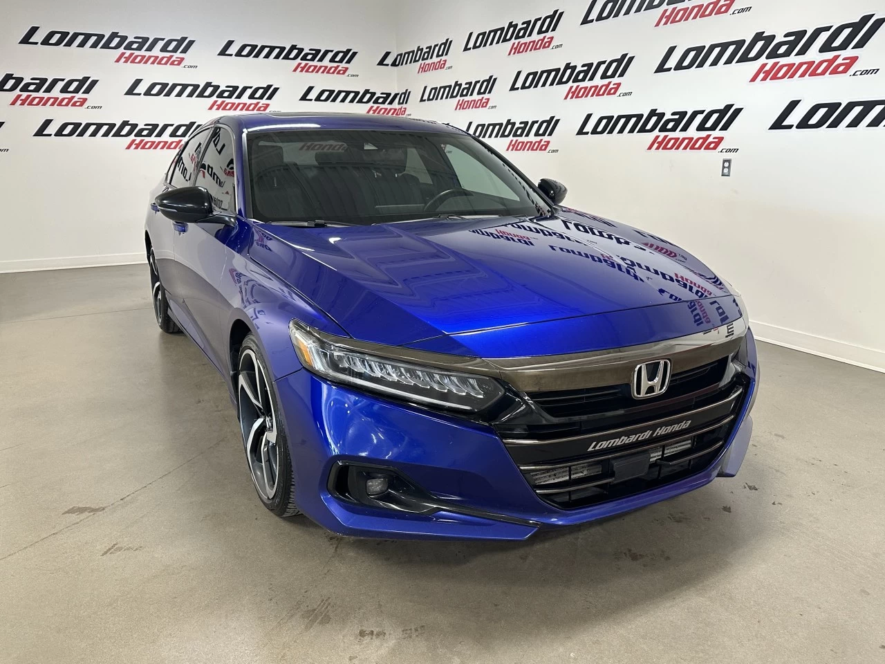 2018 Honda Accord
                                                    Sport Main Image