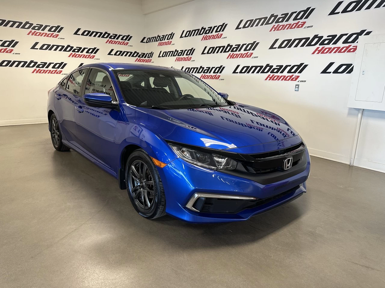 2019 Honda Civic
                                                    LX Main Image