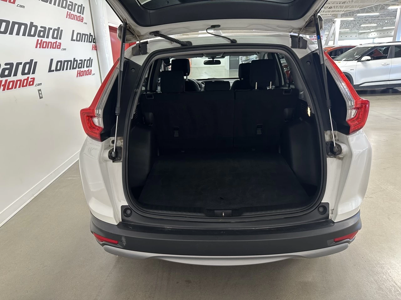 2019 Honda CR-V
                                                    LX Image principale