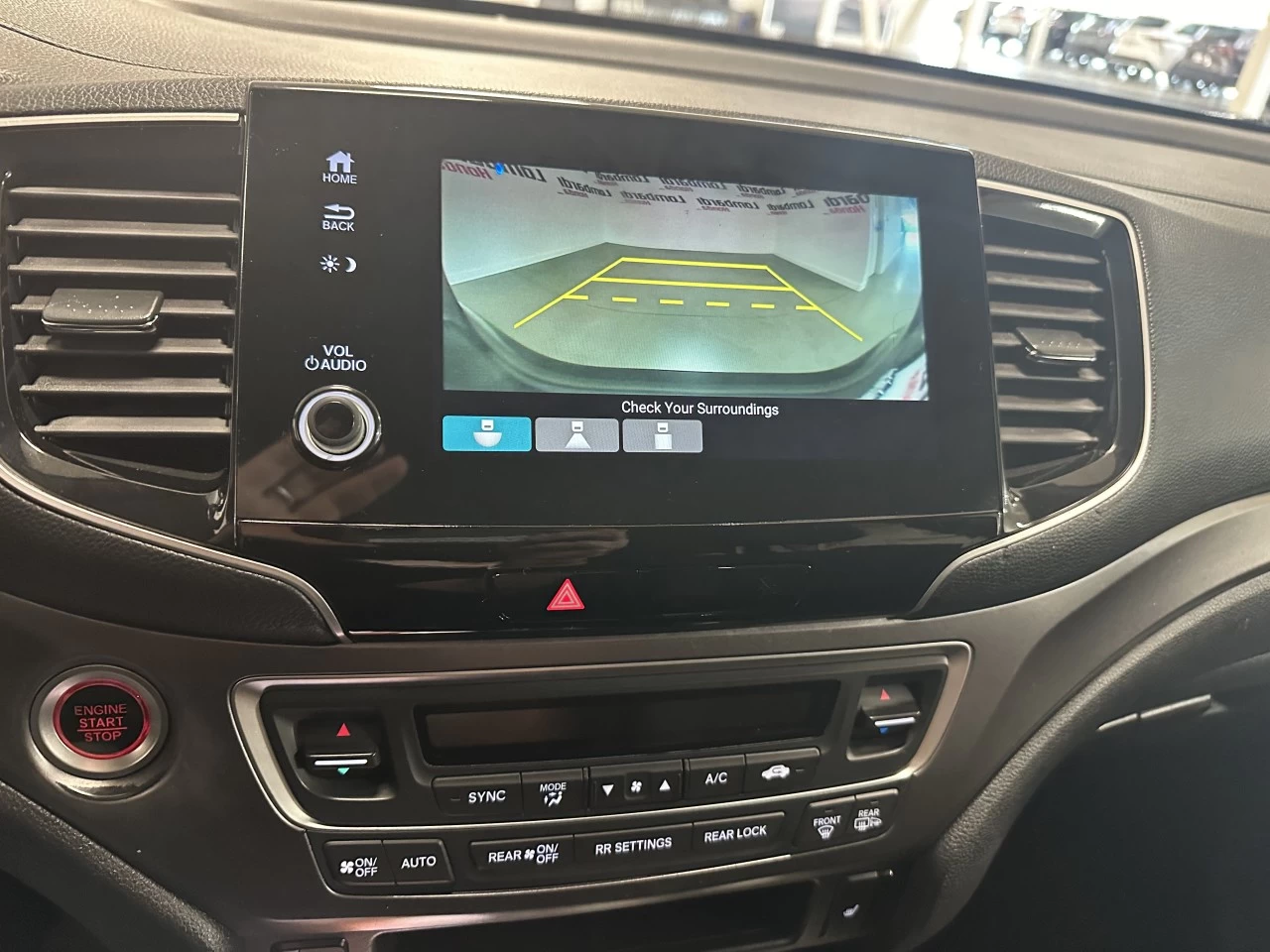 2019 Honda Pilot
                                                    LX Main Image