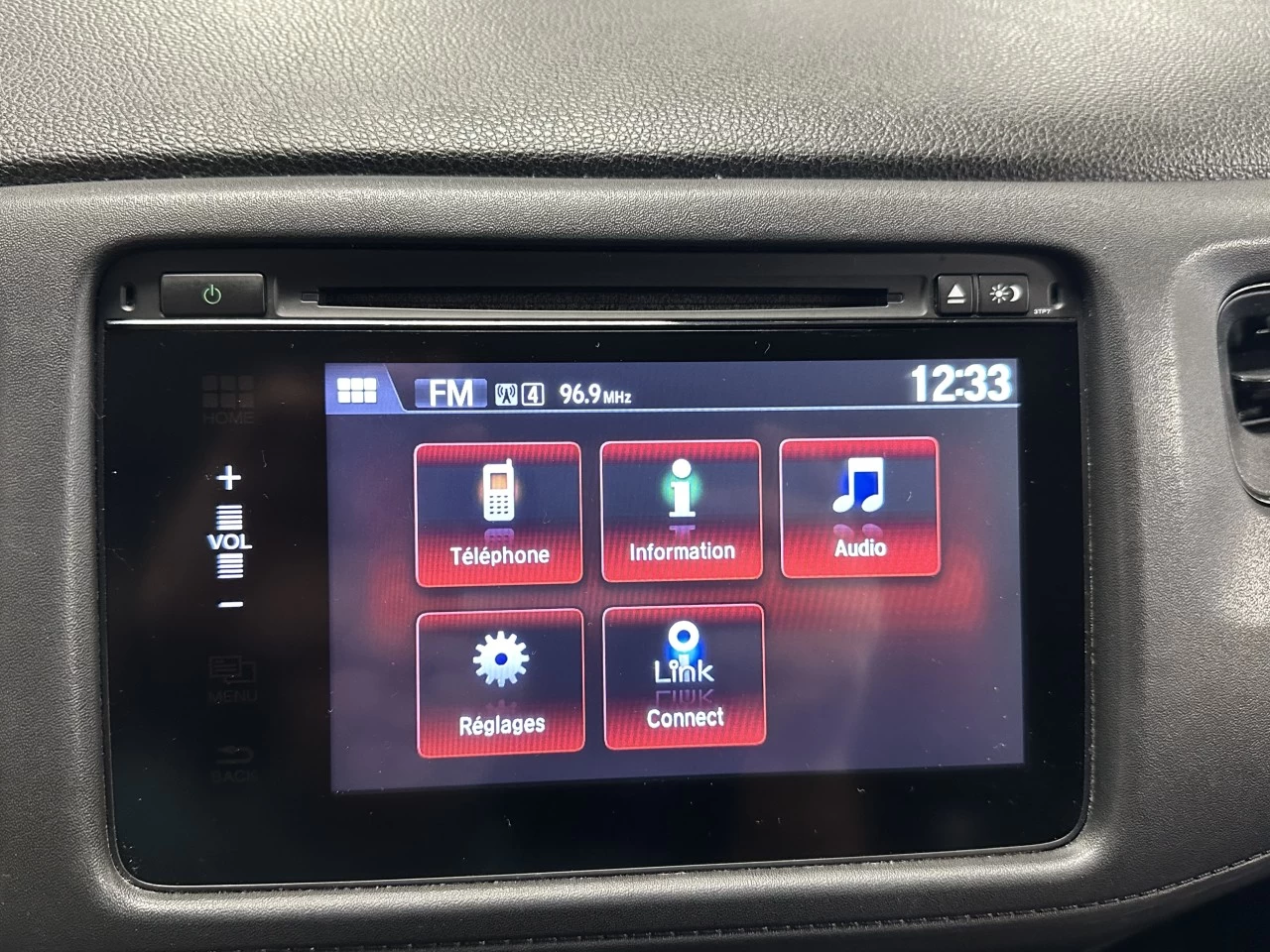 2018 Honda HR-V
                                                    LX Main Image