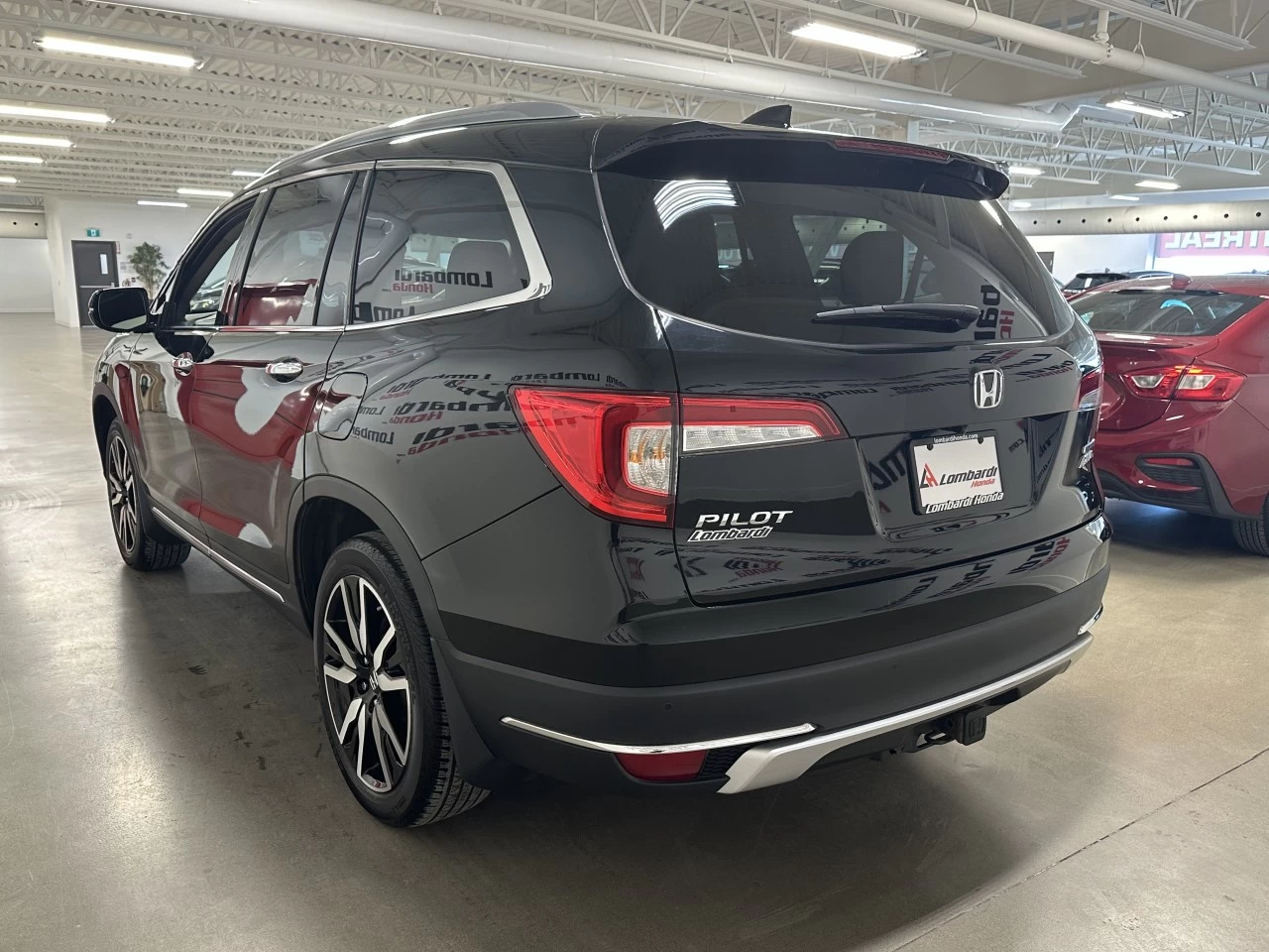 2021 Honda Pilot
                                                    Touring 8-Passenger Main Image