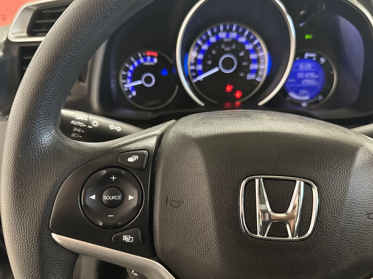 2020 Honda Fit
                                                    LX Image principale